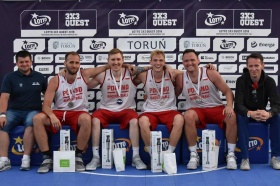 Polskej celek Team Warsaw.