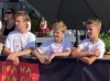 Matěj s klukama z Turbošneků během VELKÝHO finále.