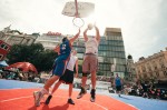 Pohled do zákulisí a zajímavosti z dne číslo 1 na Václaváku
